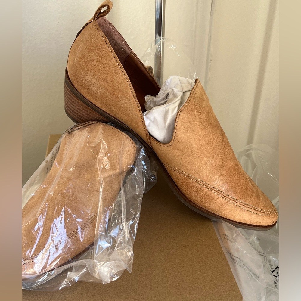 Lucky Brand Leather Shooties
